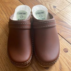 Simson wooden clogs, never worn!